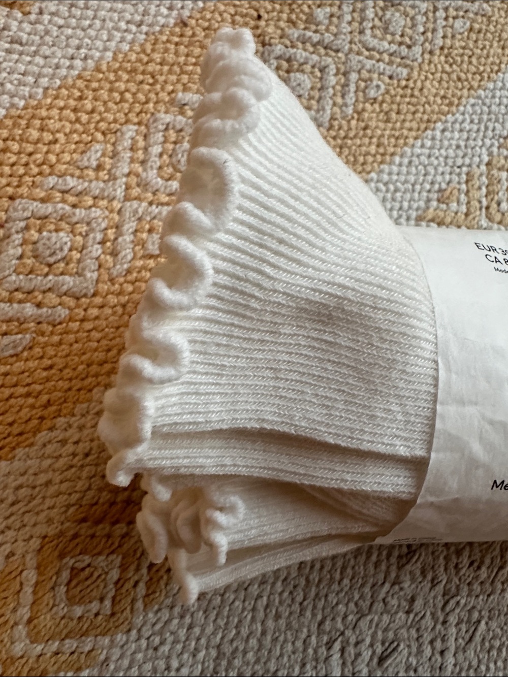 5-Pack White Rib Knit Ruffled Socks, Size 8-10 - Picture 6 of 7